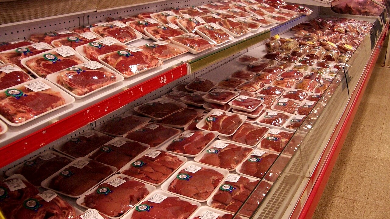 Etichettatura delle Carni: Materiali, Tracciabilità e Requisiti Tecnici nella Filiera Alimentare. Parte 2